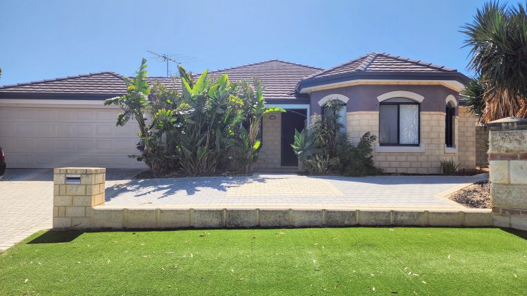 27 Palm Corner, QUINNS ROCKS  WA  6030